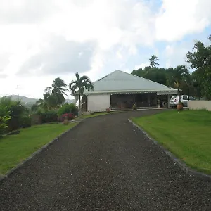 Petit Paradis Morne la Valeur